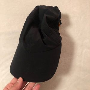 Lucy (now north face) active runner cap
